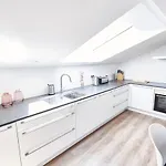Sonnhof - Luxus Alpine Penthouse, Neu Moebliert * Bad Wiessee