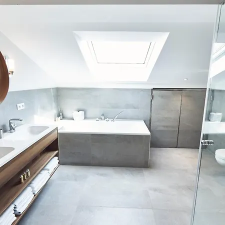 Sonnhof - Luxus Alpine Penthouse, Neu Moebliert Appartamento *