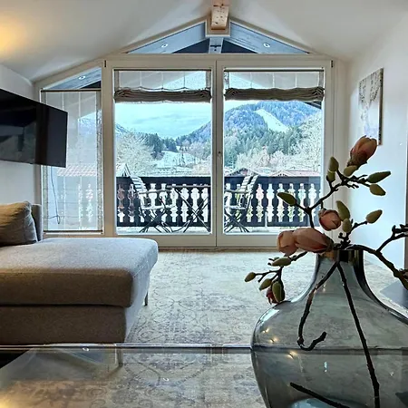 Sonnhof - Luxus Alpine Penthouse, Neu Moebliert