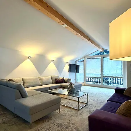 Sonnhof - Luxus Alpine Penthouse, Neu Moebliert *